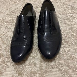 Tsubo Blue Patent Leather flats Women's size 9, very comfortable